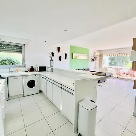 Grand T2 Lumineux, Avec Vue Et Piscine * 툴롱